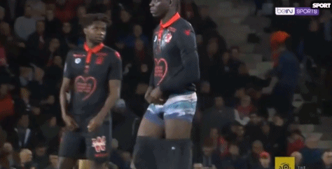 科贝：本轮西甲对阿隆索的未来至关重要，若战绩不佳可能下课（科贝：本轮西甲成阿隆索去留关键战，若成绩不理想或将下课）