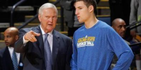 科尔：不清楚巴特勒的具体伤情，训练师告诉我他下半场不会上（科尔：尚不清楚巴特勒伤情细节，队医已告知其缺席下半场）