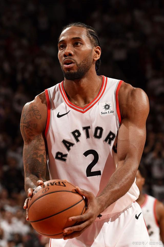 NBA球员专访：詹姆斯谈团队合作,（詹姆斯专访：谈球队协作之道）