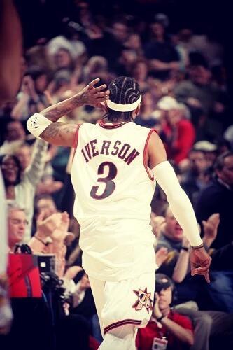 皮西利女友透露自己曾被前男友虐待：不要让别人控制你（皮西利女友自述曾遭前任虐待：别让他人掌控你）