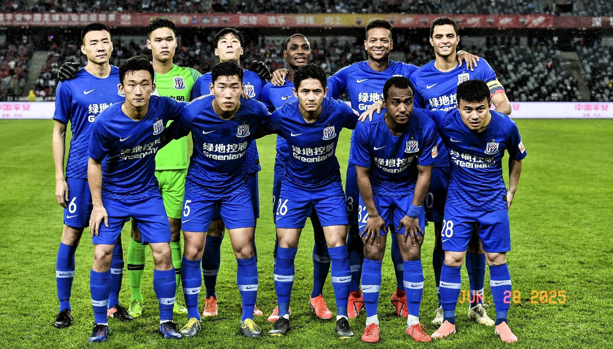 格外耀眼，百度地图APP搜“泰州”会出现“泰州总冠军”字样（在百度地图APP搜索“泰州”将出现“泰州总冠军”字样，格外醒目）