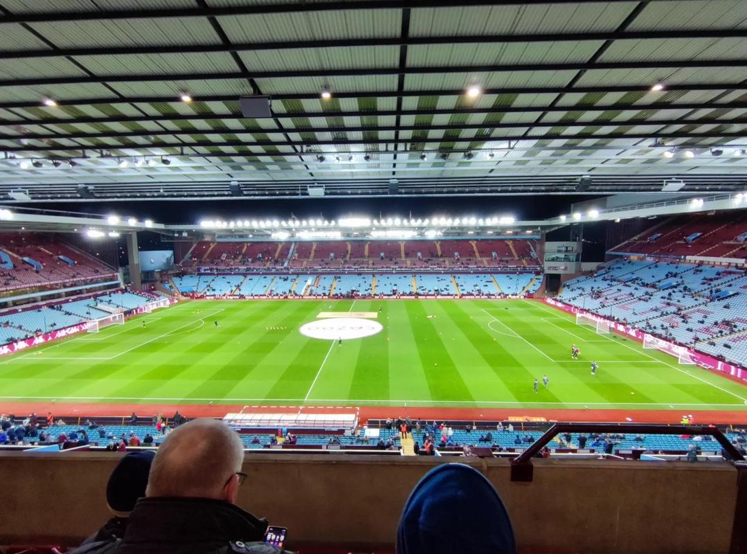 官方：河南队主帅丹尼尔-拉莫斯当选2025赛季中超最佳教练员（官宣：河南队主帅丹尼尔-拉莫斯荣膺2025赛季中超最佳教练）